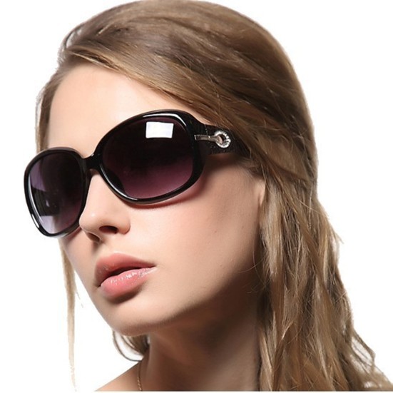 Cool-Sunglasses-for-Oval-Face-Women.jpg
